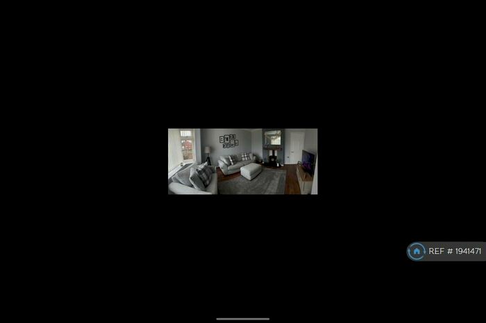 3 Bedroom Terraced House To Rent In Moresdale Lane, Leeds, LS14