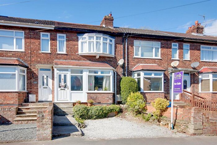 3 Bedroom Terraced House For Sale In Dale Road, Swanland, HU14