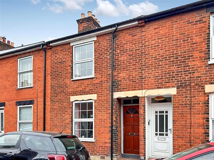 3 Bedroom Terraced House To Rent In Nursery Road, Salisbury, SP2