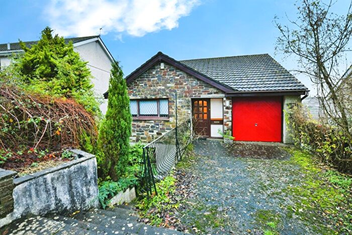 3 Bedroom Detached House For Sale In Austin Crescent, Plymouth, PL6