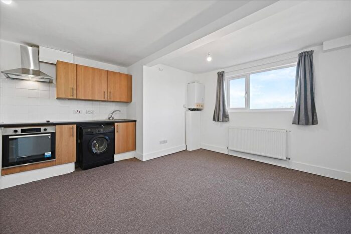 1 Bedroom Flat For Sale In Neasden Lane North, London, NW10