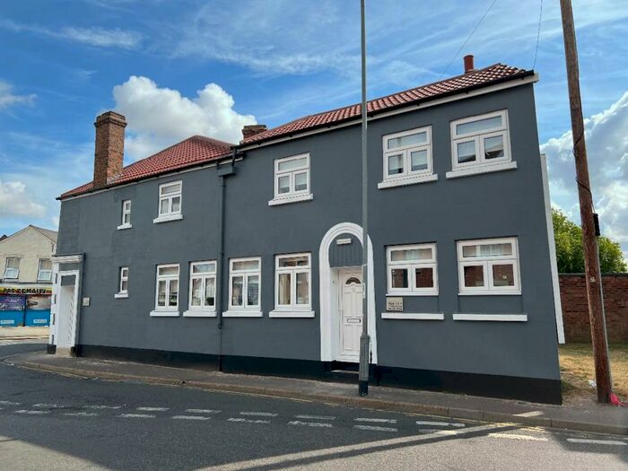 1 Bedroom Flat To Rent In Norfolk Street, Wisbech, PE13