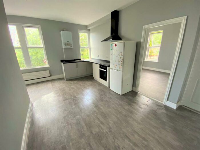 2 Bedroom Flat To Rent In Filton Road, Horfield, Bristol, BS7