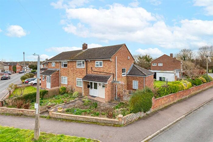 3 Bedroom Semi Detached House For Sale In Primrose Lane, Arlesey, SG15