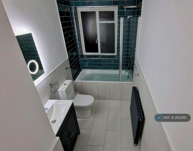 2 Bedroom Flat To Rent In Granville Court, London, N4