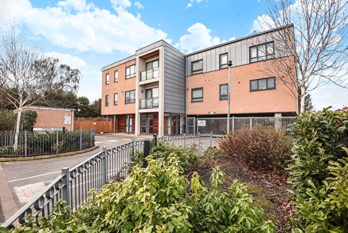 1 Bedroom Flat To Rent In Tolpits Lane, Watford, WD18