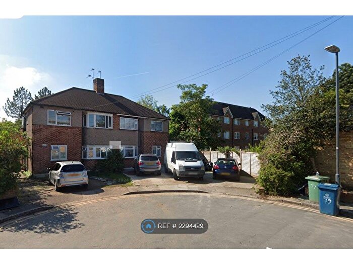 1 Bedroom Detached House To Rent In Glenwood Close, Harrow, HA1