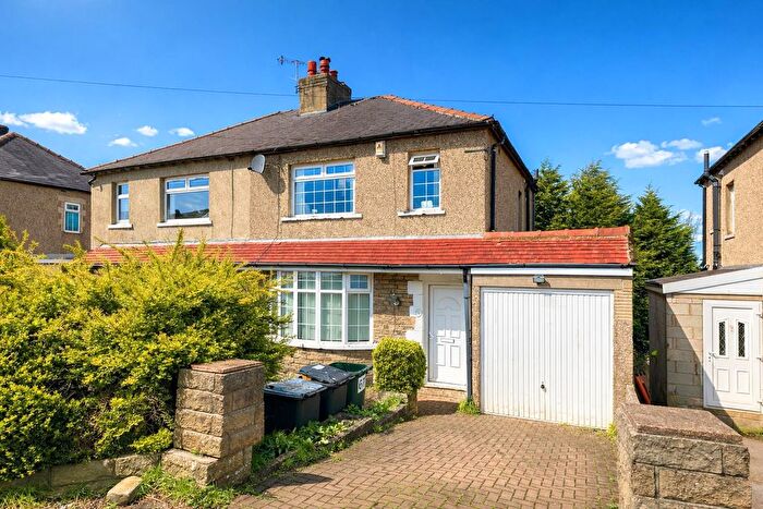 3 Bedroom Semi Detached House For Sale In Lodore Road, Bolton Outlanes, Bradford, BD2