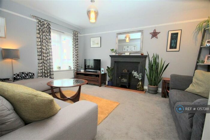 3 Bedroom Terraced House To Rent In Suffolk Drive, Chandler's Ford, Eastleigh, SO53