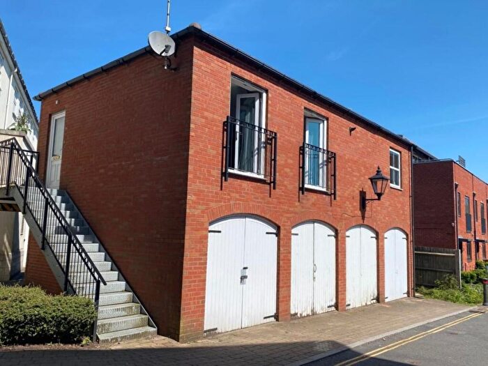 2 Bedroom Flat To Rent In Main Street, Shirley, Solihull, B90