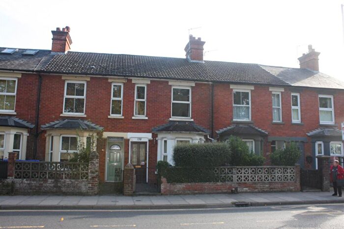 2 Bedroom Terraced House To Rent In Exeter Street, Salisbury, SP1