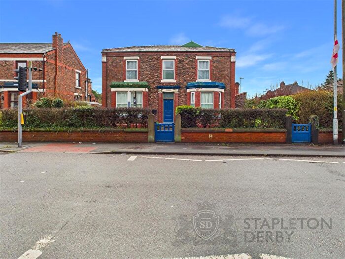 5 Bedroom Detached House For Sale In Manchester Road, Paddington, WA1