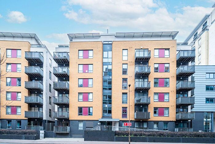 1 Bedroom Flat To Rent In Norman Road, Greenwich, London, SE10