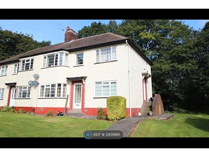 2 Bedroom Flat To Rent In Adel, Leeds, LS16