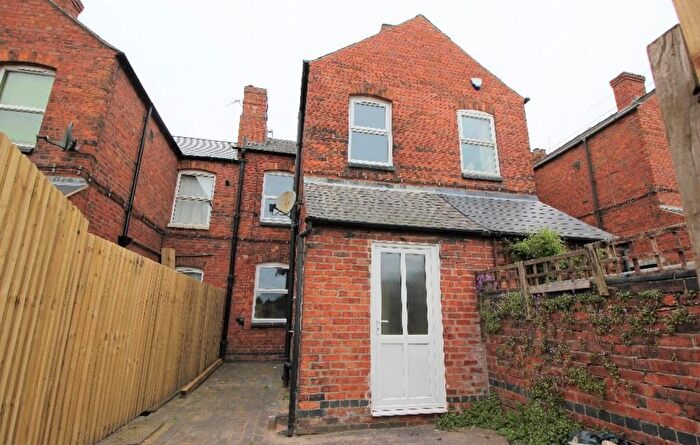 2 Bedroom Terraced House To Rent In Crescent Road, NG16