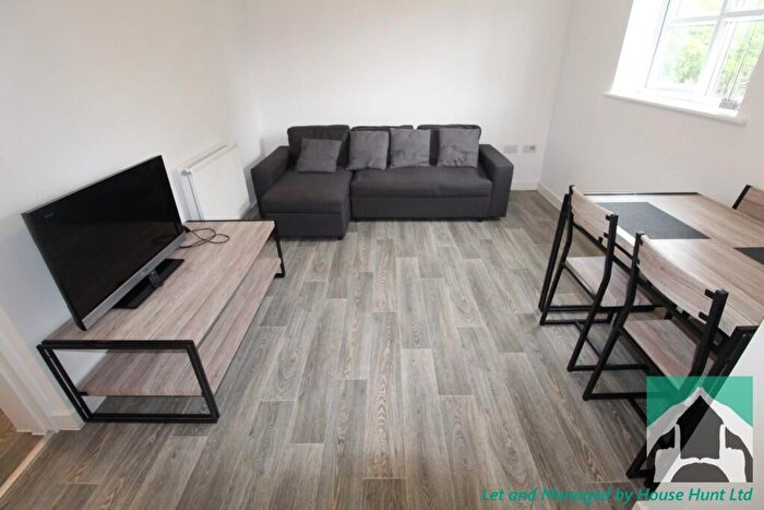 2 Bedroom Apartment To Rent In Escelie Way, Birmingham, B29