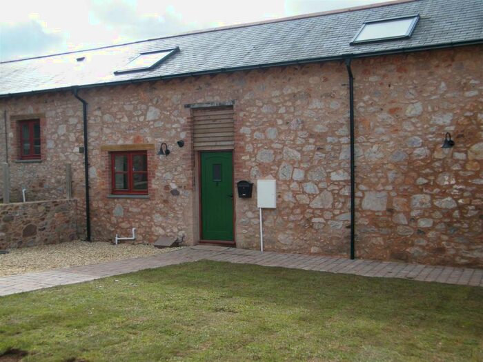 2 Bedroom Barn Conversion To Rent In Barn Conversion Dawlish, EX7
