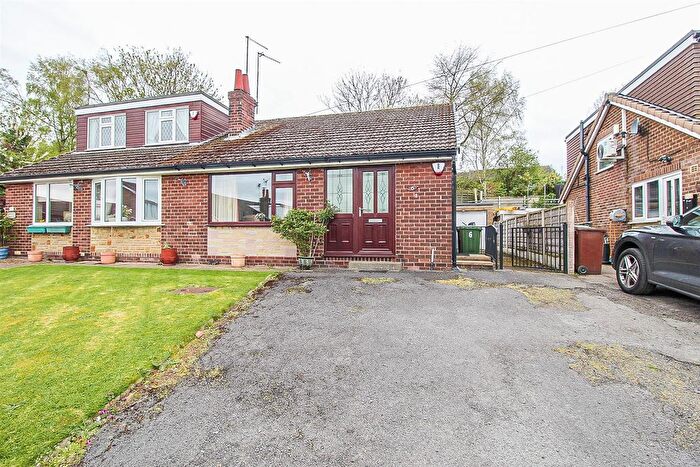 2 Bedroom Semi Detached Bungalow For Sale In Cherry Tree Crescent, Walton, Wakefield, WF2