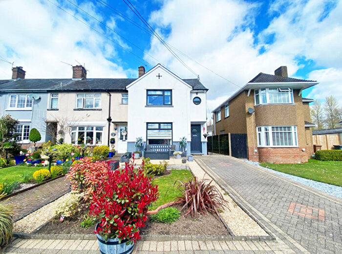3 Bedroom End Of Terrace House For Sale In Newbridge Road, Pontllanfraith, Blackwood, NP12