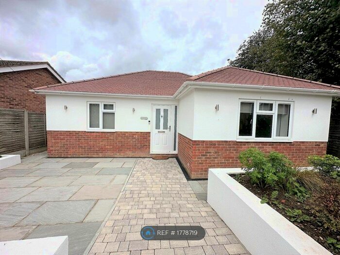 2 Bedroom Bungalow To Rent In Nursery Close, Swanley, BR8