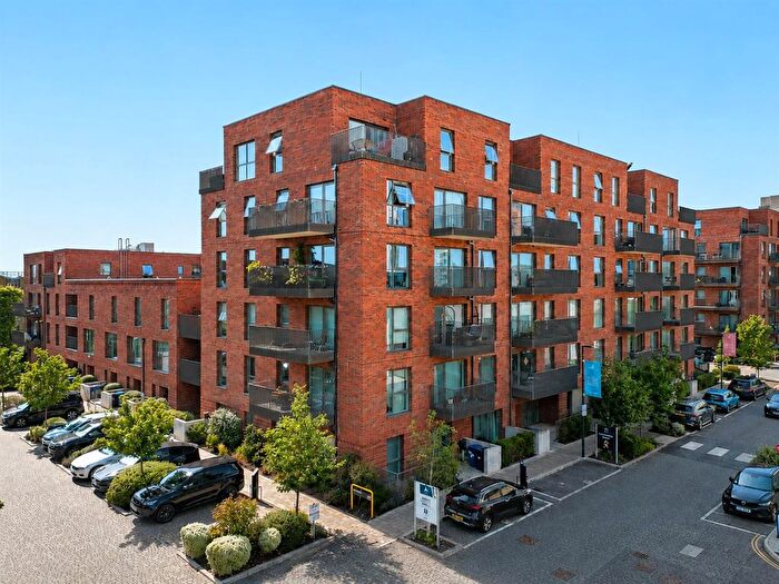 1 Bedroom Flat For Sale In Hargrave Drive, Harrow, HA1