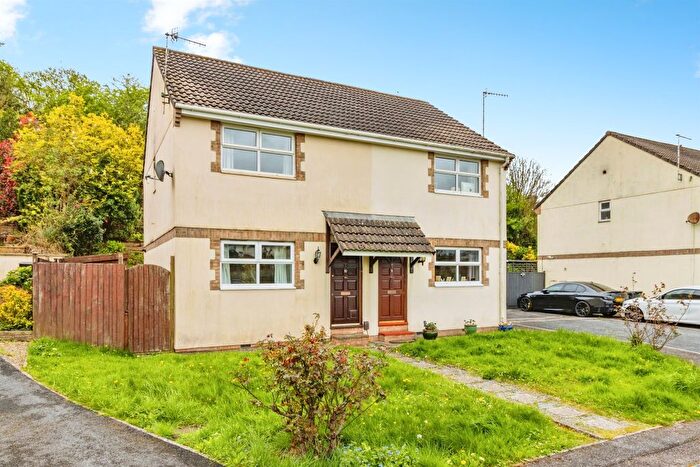 3 Bedroom Semi Detached House For Sale In Embury Close, Kingskerswell, Newton Abbot, TQ12