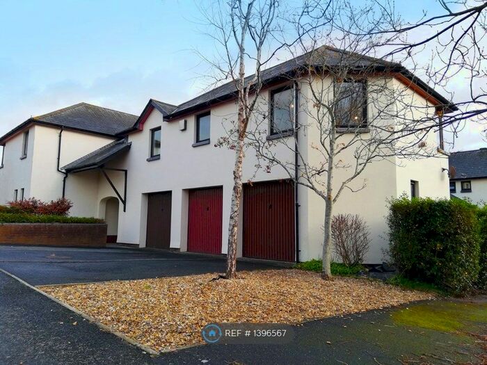 2 Bedroom Flat To Rent In Ashton Crescent, Braunton, EX33