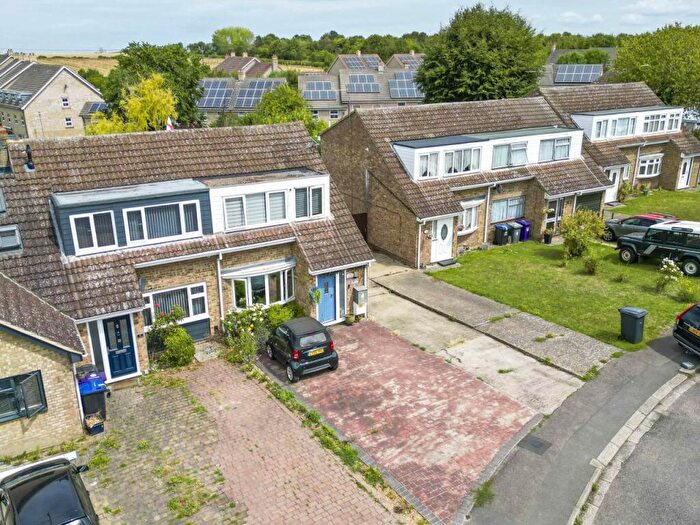 3 Bedroom Semi-Detached House For Sale In Coombelands, Royston, Hertfordshire, SG8