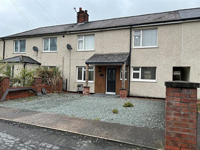 3 Bedroom Terraced House For Sale In Ninth Avenue, Llay, LL12