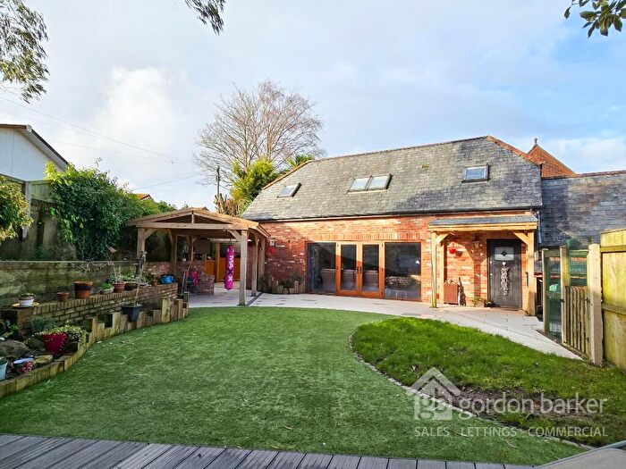 3 Bedroom House For Sale In Throop Road, Bournemouth, Dorset, BH8