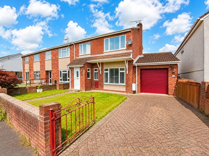 3 Bedroom Semi-Detached House For Sale In Nightingale Close, Frampton Cotterell, Bristol, BS36