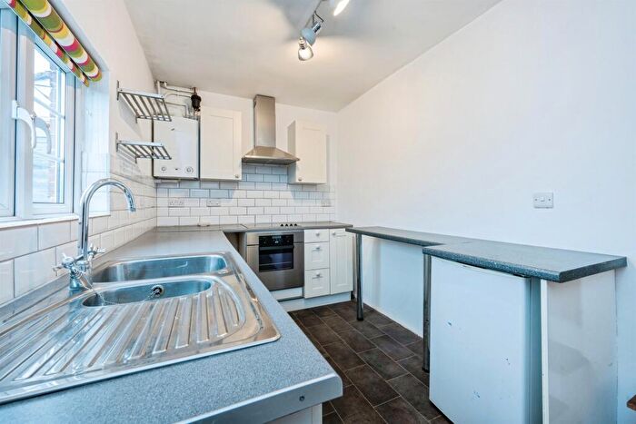 2 Bedroom Character Property For Sale In Tring Road, Wendover, Aylesbury, HP22