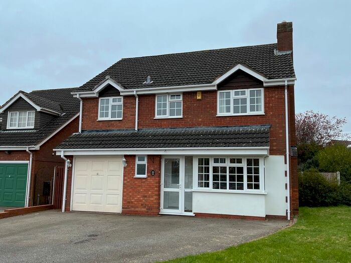 4 Bedroom Detached House To Rent In Blakemore Drive, Sutton Coldfield, B75
