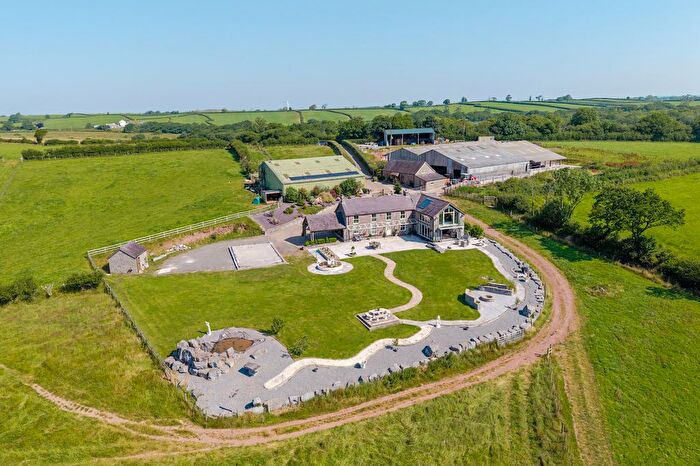 4 Bedroom Detached House For Sale In Llangyndeyrn, Kidwelly, SA17