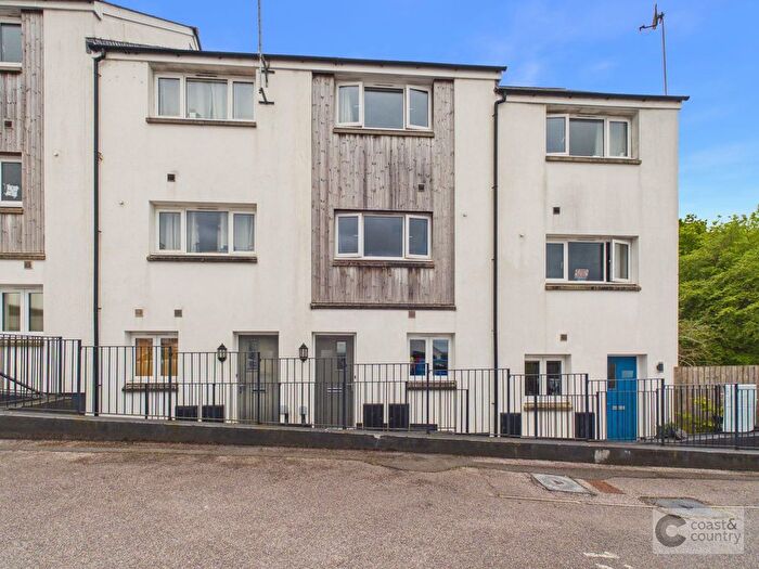 3 Bedroom Terraced House For Sale In Saddleback Close, Ogwell, TQ12