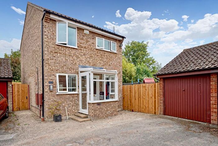 3 Bedroom Detached House For Sale In Church Meadows, St. Neots, PE19