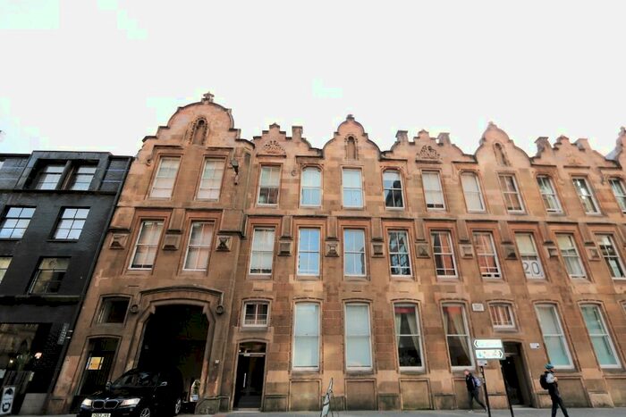 Garage / Parking To Rent In Ingram Street, Glasgow, G1