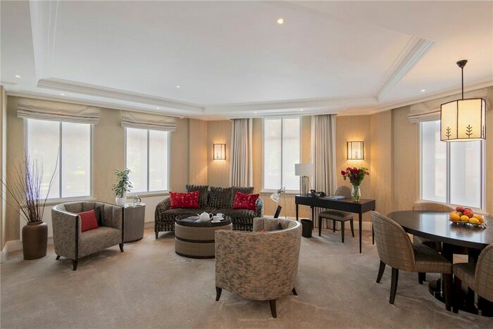 1 Bedroom Flat To Rent In Park Lane, London, W1K