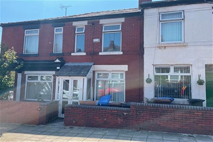 2 Bedroom Terraced House To Rent In Gill Street, Stockport, SK1