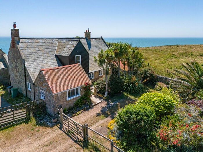 3 Bedroom Detached House To Rent In Niton Undercliff, Ventnor, PO38