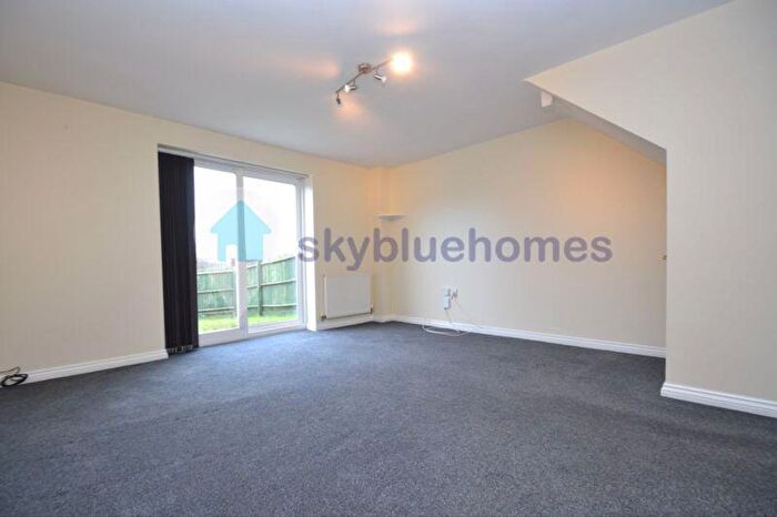 2 Bedroom End Of Terrace House To Rent In Lakeview Chase, Leicester, LE5