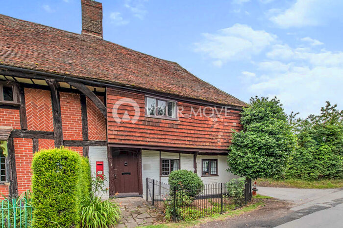 2 Bedroom Semi-Detached House For Sale In Teynham Street, Teynham, Sittingbourne, ME9