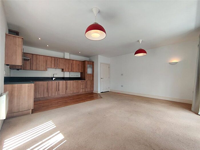 3 Bedroom Flat To Rent In Charlotte Street, Birmingham, B3