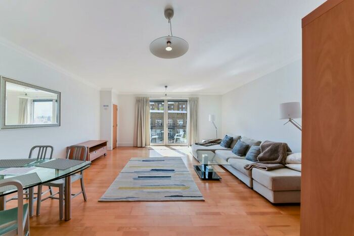 2 Bedroom Apartment To Rent In Dunbar Wharf, Narrow Street, Limehouse, E14