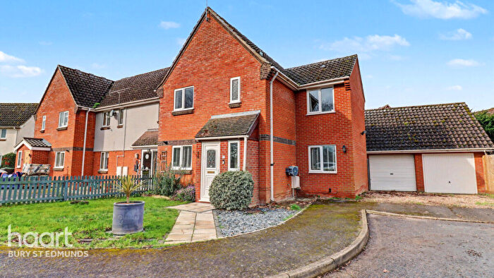 3 Bedroom Semi Detached House For Sale In New Green Avenue, Thurston, Bury St Edmunds, IP31