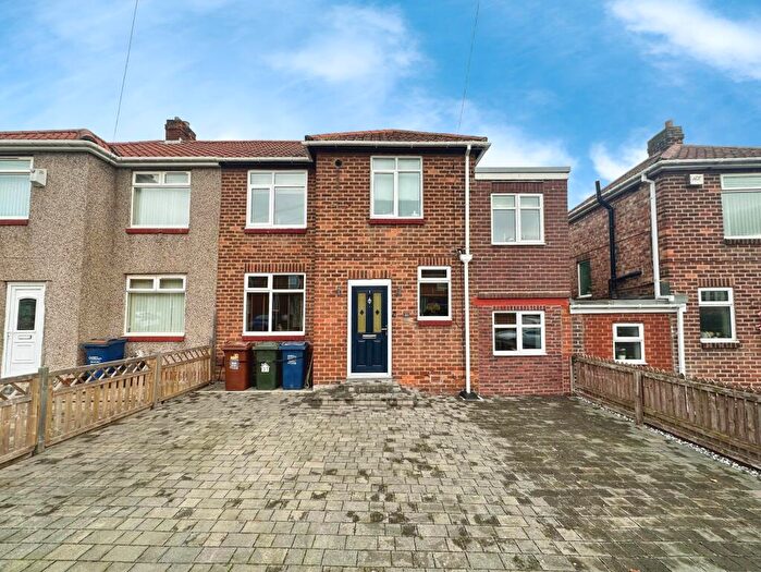 3 Bedroom Semi Detached House For Sale In Heathwell Road, Denton Burn, Newcastle Upon Tyne, NE15