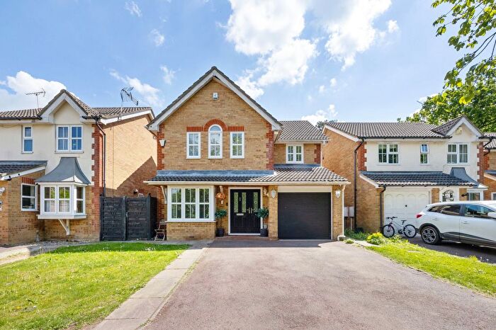 4 Bedroom Detached House For Sale In Toronto Drive, Smallfield, RH6