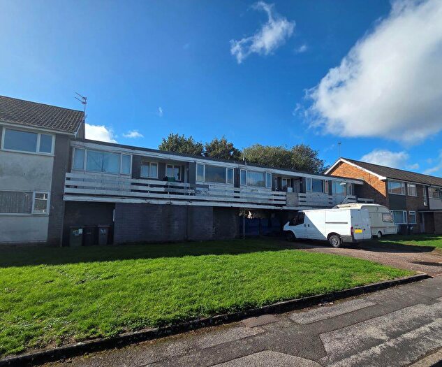 1 Bedroom Flat For Sale In Tudor Court, Tipton, West Midlands, DY4