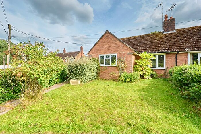Semi-Detached Bungalow For Sale In Mere Rise, Copmere End, Stafford, Staffordshire, ST21