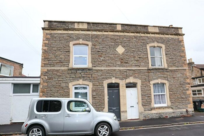 1 Bedroom Flat To Rent In Melbourne Terrace, Clevedon, BS21